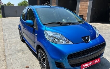 Peugeot 107 I рестайлинг, 2011 год, 500 000 рублей, 3 фотография