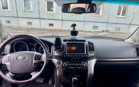 Toyota Land Cruiser 200, 2008 год, 2 350 000 рублей, 7 фотография