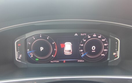 Volkswagen Tiguan II, 2019 год, 3 100 000 рублей, 14 фотография
