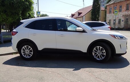 Ford Escape, 2020 год, 2 300 000 рублей, 4 фотография