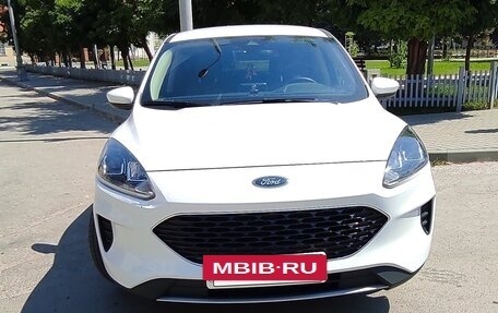 Ford Escape, 2020 год, 2 300 000 рублей, 2 фотография