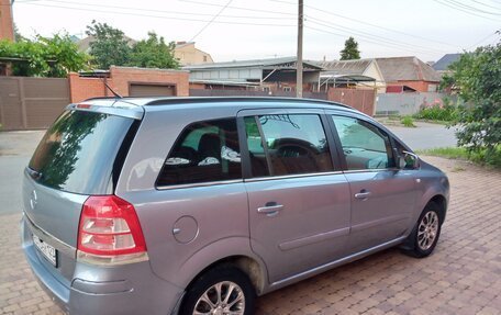 Opel Zafira B, 2011 год, 625 000 рублей, 14 фотография