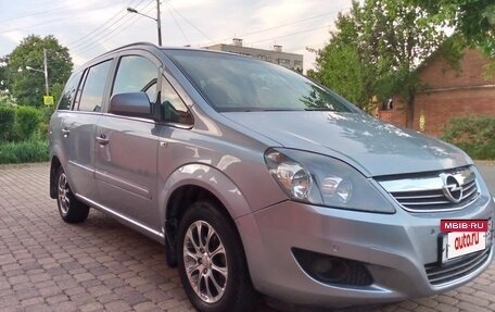 Opel Zafira B, 2011 год, 625 000 рублей, 6 фотография