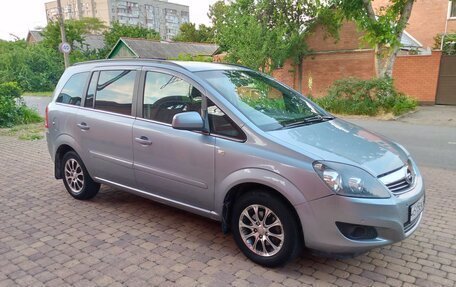 Opel Zafira B, 2011 год, 625 000 рублей, 18 фотография