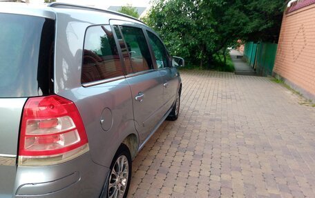 Opel Zafira B, 2011 год, 625 000 рублей, 26 фотография