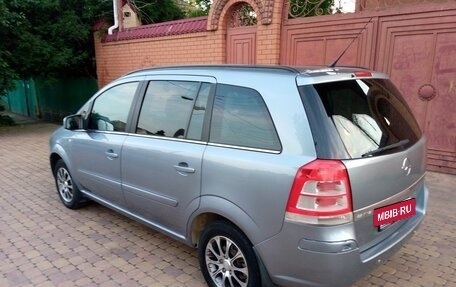 Opel Zafira B, 2011 год, 625 000 рублей, 15 фотография