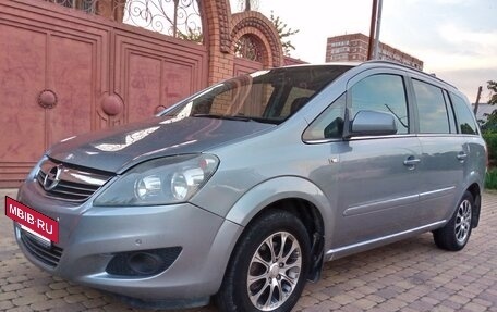 Opel Zafira B, 2011 год, 625 000 рублей, 5 фотография