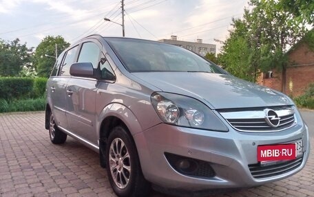 Opel Zafira B, 2011 год, 625 000 рублей, 19 фотография