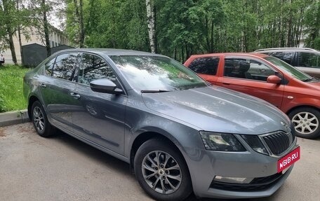 Skoda Octavia, 2018 год, 1 450 000 рублей, 2 фотография