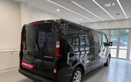 Renault Trafic, 2019 год, 2 400 000 рублей, 5 фотография