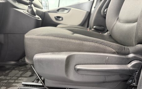 Renault Trafic, 2019 год, 2 400 000 рублей, 10 фотография
