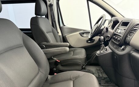Renault Trafic, 2019 год, 2 400 000 рублей, 19 фотография
