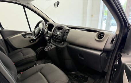 Renault Trafic, 2019 год, 2 400 000 рублей, 17 фотография