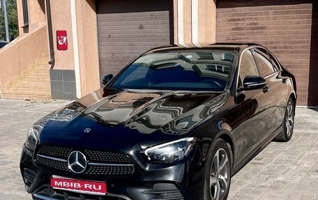 Mercedes-Benz E-Класс, 2020 год, 2 550 000 рублей, 1 фотография