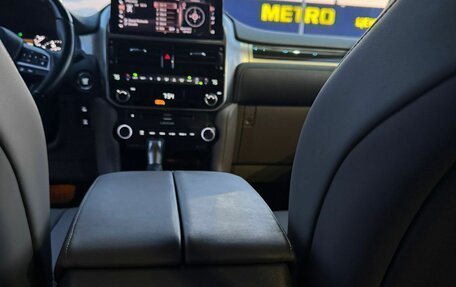 Lexus GX II, 2022 год, 5 500 000 рублей, 14 фотография