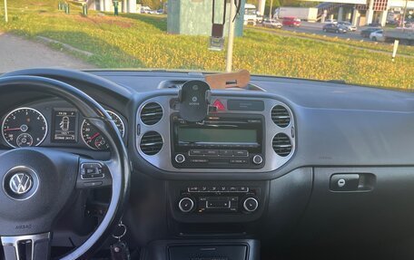 Volkswagen Tiguan I, 2011 год, 940 000 рублей, 4 фотография