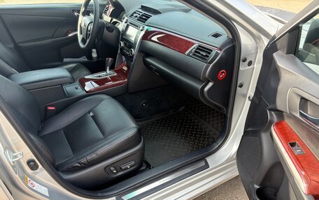 Toyota Camry, 2012 год, 1 750 000 рублей, 12 фотография