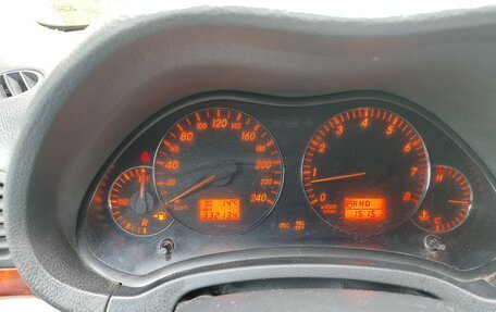 Toyota Avensis III рестайлинг, 2004 год, 730 000 рублей, 14 фотография