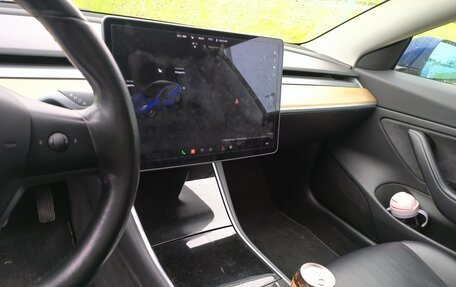 Tesla Model 3 I, 2018 год, 2 300 000 рублей, 25 фотография
