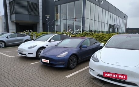 Tesla Model 3 I, 2018 год, 2 300 000 рублей, 31 фотография