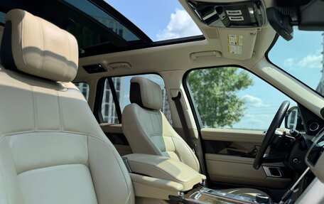 Land Rover Range Rover IV рестайлинг, 2021 год, 5 200 000 рублей, 10 фотография