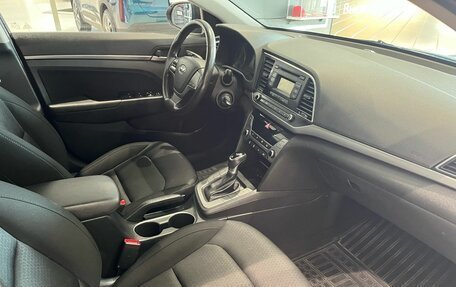 Hyundai Elantra VI рестайлинг, 2017 год, 1 499 000 рублей, 12 фотография