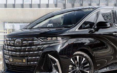 Toyota Alphard, 2024 год, 12 990 000 рублей, 2 фотография