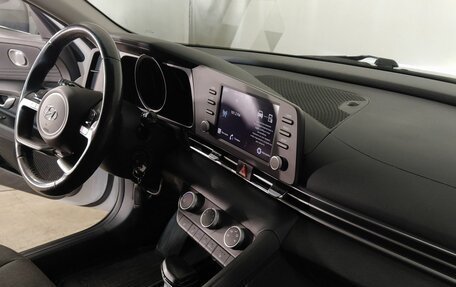 Hyundai Elantra, 2021 год, 1 789 000 рублей, 7 фотография
