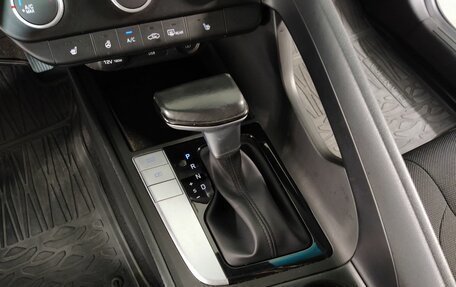 Hyundai Elantra, 2021 год, 1 789 000 рублей, 14 фотография