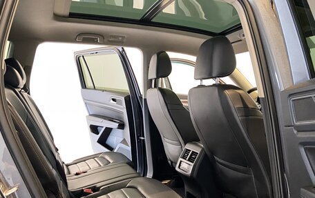 Volkswagen Teramont I, 2018 год, 3 050 000 рублей, 13 фотография