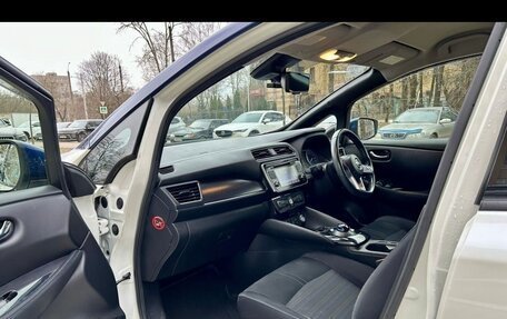 Nissan Leaf II, 2018 год, 1 373 000 рублей, 5 фотография