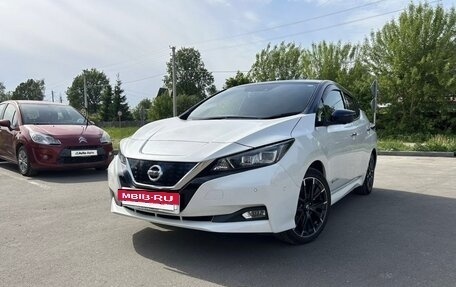 Nissan Leaf II, 2018 год, 1 373 000 рублей, 3 фотография