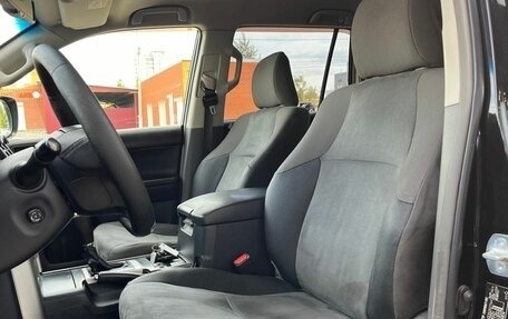 Toyota Land Cruiser Prado 150 рестайлинг 2, 2012 год, 2 500 000 рублей, 18 фотография