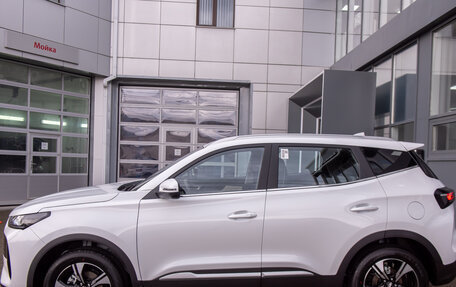 Chery Tiggo 4 I рестайлинг, 2025 год, 2 420 000 рублей, 11 фотография