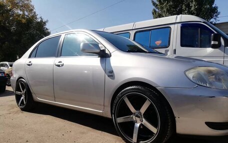 Toyota Corolla, 2004 год, 660 000 рублей, 3 фотография