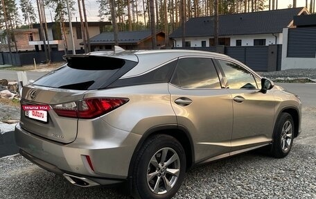 Lexus RX IV рестайлинг, 2018 год, 4 800 000 рублей, 3 фотография