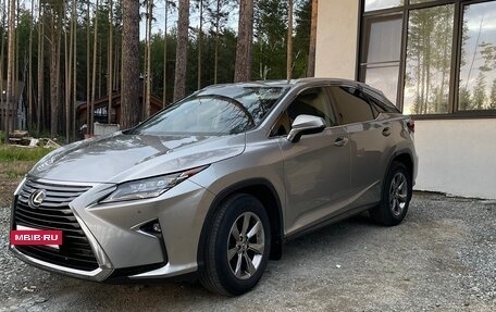 Lexus RX IV рестайлинг, 2018 год, 4 800 000 рублей, 2 фотография