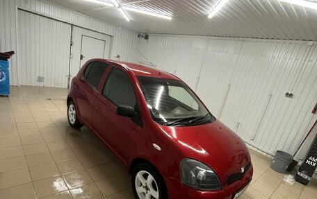 Toyota Vitz, 2000 год, 450 000 рублей, 2 фотография