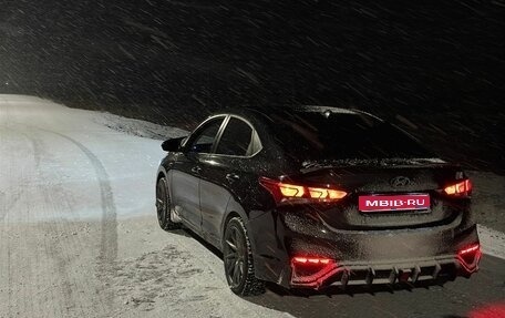 Hyundai Solaris II рестайлинг, 2017 год, 1 100 000 рублей, 1 фотография