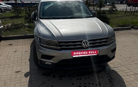 Volkswagen Tiguan II, 2020 год, 3 200 000 рублей, 4 фотография