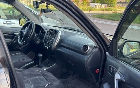 Toyota RAV4, 2005 год, 1 250 000 рублей, 8 фотография