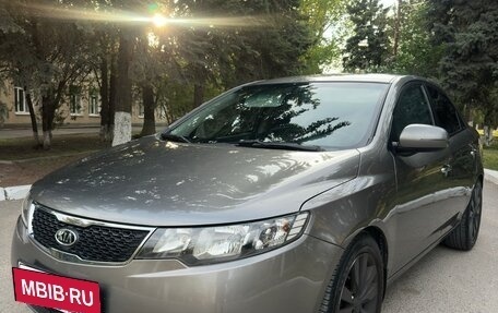 KIA Cerato III, 2010 год, 975 000 рублей, 4 фотография