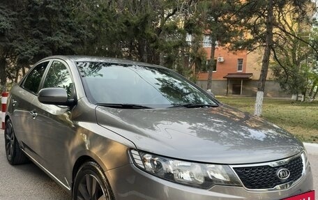 KIA Cerato III, 2010 год, 975 000 рублей, 2 фотография