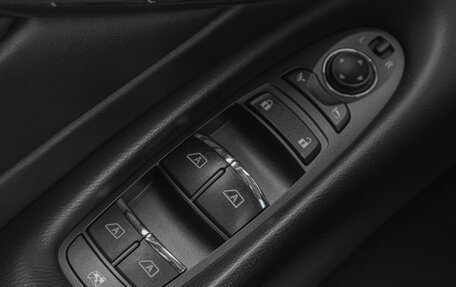 Infiniti Q50 I рестайлинг, 2017 год, 2 899 000 рублей, 9 фотография