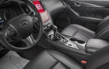 Infiniti Q50 I рестайлинг, 2017 год, 2 899 000 рублей, 8 фотография