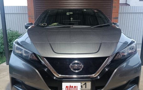 Nissan Leaf II, 2018 год, 1 990 000 рублей, 3 фотография