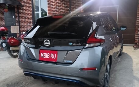 Nissan Leaf II, 2018 год, 1 990 000 рублей, 12 фотография