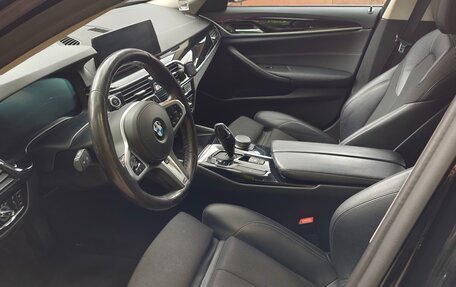 BMW 5 серия, 2019 год, 3 600 000 рублей, 7 фотография