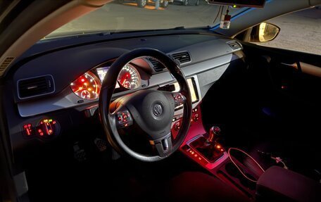 Volkswagen Passat B7, 2013 год, 1 070 000 рублей, 5 фотография