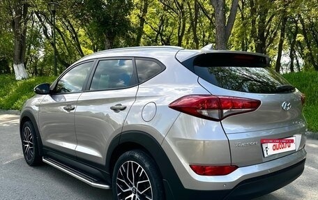 Hyundai Tucson III, 2015 год, 1 900 000 рублей, 15 фотография
